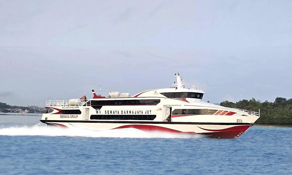 semaya darma jaya fast ferries from Padangbai to Gili Islands